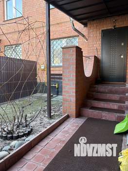 Таунхаус 240м², 3-этажный, участок 4 сот.