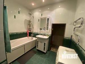 Дом 219м², 2-этажный, участок 14 сот.  