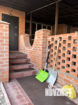 Таунхаус 240м&sup2;, 3-этажный, участок 4 сот.  