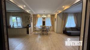 Дом 154м², 2-этажный, участок 12 сот.  