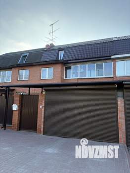 Таунхаус 240м², 3-этажный, участок 4 сот.  