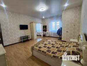 Дом 342м², 2-этажный, участок 10 сот.  