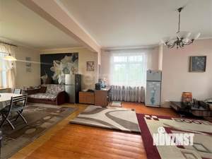 Дом 202м², 3-этажный, участок 10 сот.  