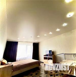 1-к квартира, посуточно, 35м2, 4/9 этаж