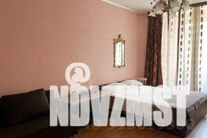 1-к квартира, посуточно, 38м2, 2/6 этаж