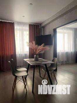 3-к квартира, посуточно, 80м2, 1/1 этаж