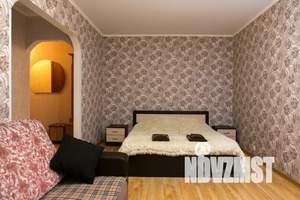 2-к квартира, посуточно, 48м2, 2/5 этаж