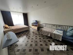 1-к квартира, посуточно, 35м2, 4/9 этаж