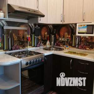 2-к квартира, посуточно, 44м2, 1/5 этаж