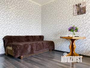 1-к квартира, посуточно, 40м2, 4/10 этаж