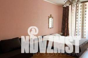 1-к квартира, посуточно, 38м2, 2/6 этаж