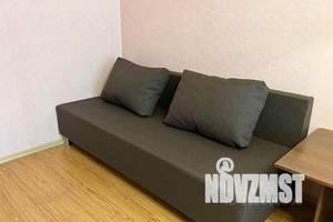 1-к квартира, посуточно, 38м2, 2/6 этаж