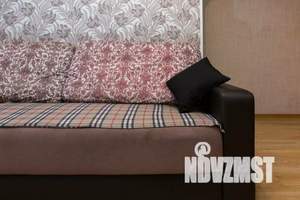 2-к квартира, посуточно, 48м2, 2/5 этаж