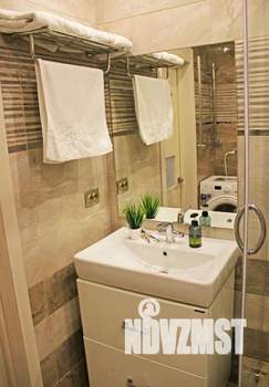 Студия квартира, посуточно, 40м2, 9/17 этаж