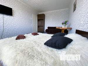 1-к квартира, посуточно, 40м2, 4/10 этаж