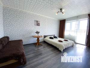 1-к квартира, посуточно, 40м2, 4/10 этаж
