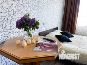 1-к квартира, посуточно, 40м2, 4/10 этаж