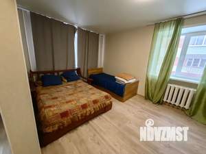 1-к квартира, посуточно, 35м2, 1/4 этаж