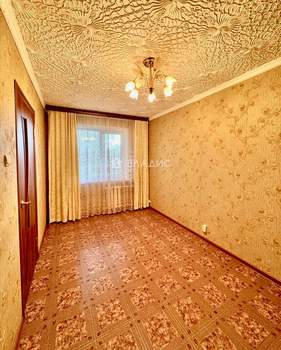 3-к квартира, вторичка, 57м2, 3/5 этаж