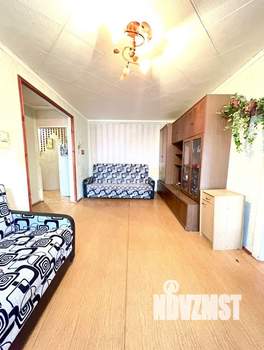 2-к квартира, вторичка, 47м2, 3/5 этаж