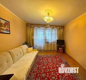 2-к квартира, вторичка, 49м2, 1/5 этаж