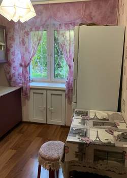 2-к квартира, вторичка, 45м2, 1/5 этаж