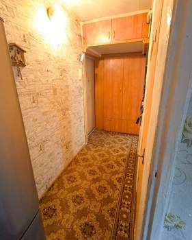 2-к квартира, вторичка, 43м2, 1/5 этаж