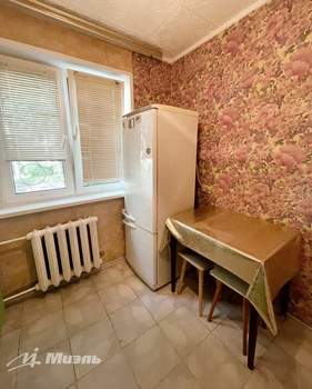 2-к квартира, вторичка, 44м2, 1/5 этаж