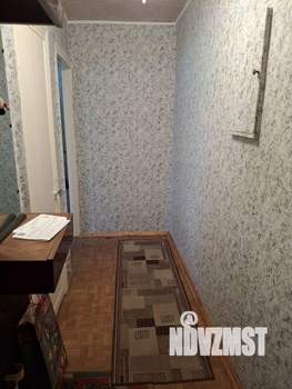 2-к квартира, вторичка, 43м2, 1/4 этаж