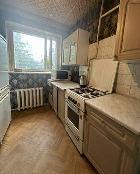 3-к квартира, вторичка, 53м2, 1/9 этаж