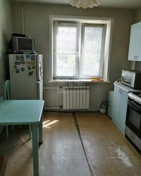 3-к квартира, вторичка, 56м2, 1/9 этаж