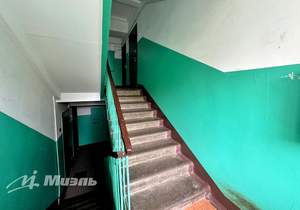 4-к квартира, вторичка, 58м2, 5/5 этаж