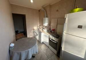 4-к квартира, вторичка, 82м2, 2/4 этаж