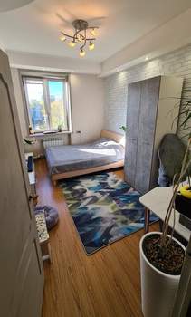 2-к квартира, вторичка, 58м2, 4/4 этаж