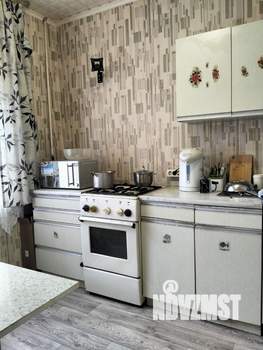 2-к квартира, вторичка, 52м2, 1/9 этаж