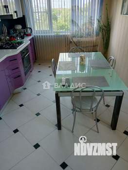 4-к квартира, вторичка, 78м2, 9/9 этаж