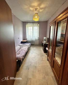 4-к квартира, вторичка, 58м2, 5/5 этаж