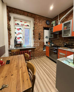 3-к квартира, вторичка, 62м2, 1/4 этаж