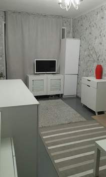 2-к квартира, вторичка, 42м2, 3/3 этаж