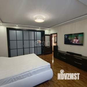 3-к квартира, вторичка, 108м2, 8/10 этаж