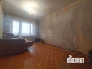 2-к квартира, вторичка, 43м2, 1/9 этаж