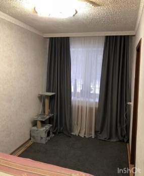2-к квартира, вторичка, 44м2, 1/4 этаж