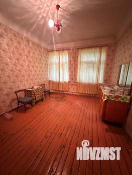 4-к квартира, вторичка, 64м2, 2/2 этаж