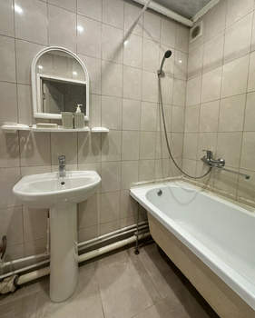 1-к квартира, вторичка, 33м2, 1/9 этаж