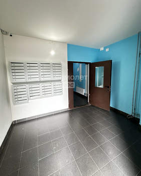 2-к квартира, вторичка, 65м2, 1/9 этаж
