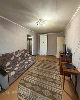 2-к квартира, вторичка, 42м2, 3/5 этаж