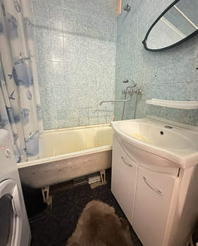 2-к квартира, вторичка, 45м2, 8/9 этаж
