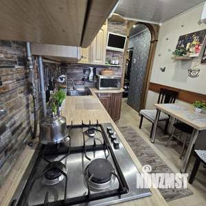 3-к квартира, вторичка, 57м2, 8/9 этаж