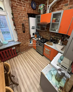 3-к квартира, вторичка, 62м2, 1/4 этаж