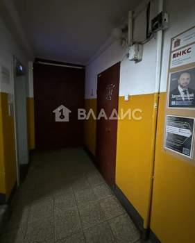 1-к квартира, вторичка, 38м2, 1/10 этаж